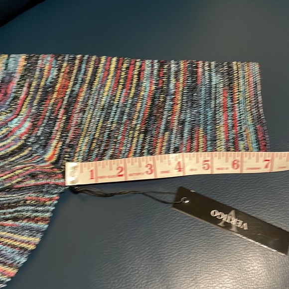 Vertigo knit short sleeve top - Picture 7 of 7